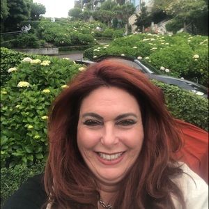 Meet your Posher, Darlene